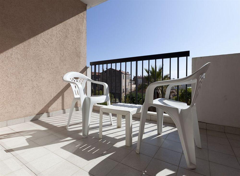 Adonis Cannes - Hotel Thomas Le Cannet Exterior foto