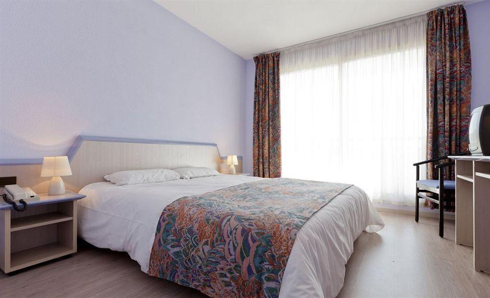 Adonis Cannes - Hotel Thomas Le Cannet Exterior foto